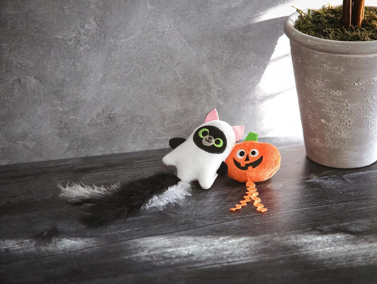 Mad Cat Hiss & Haunt Plush; Interactive Toy; Cat Toys for Indoor Cats; with Silvervine (2 Pack)