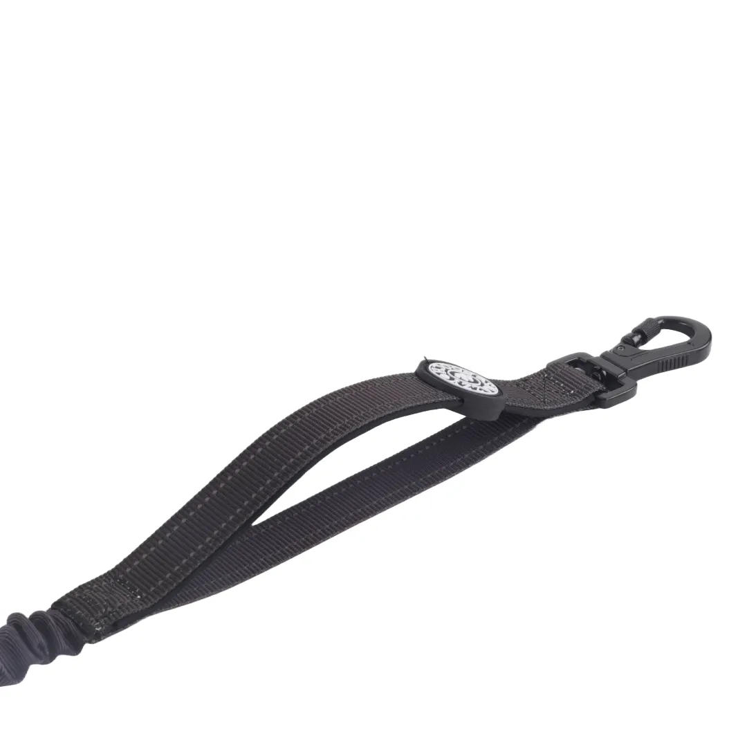 Safety, Style and Control in one lead. The 6 in 1 Reflective Lead With No Pull Technology.